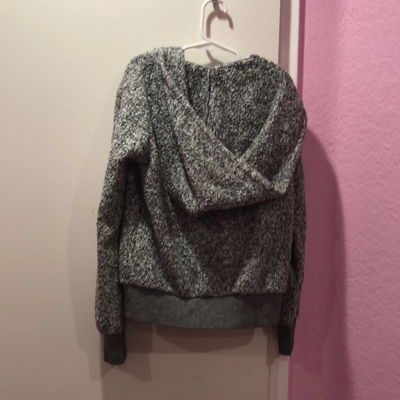 Hardly used jacket - Picture 2 of 2